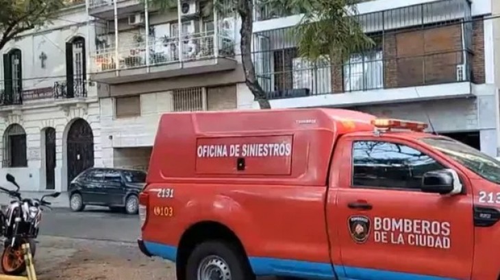 Macabro hallazgo : encontraron un cuerpo carbonizado en un departamento