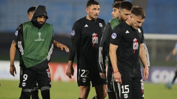 Riestra cayó con City Torque y quedó eliminado de la Sudamericana
